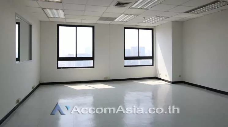  1  Office Space For Rent in Phaholyothin ,Bangkok  at Elephant Building AA14231